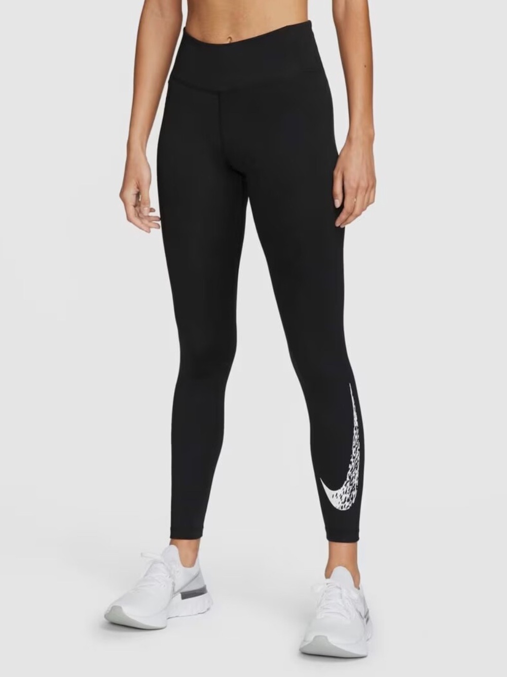 Nike Women's Black High-Rise Training Leggings S